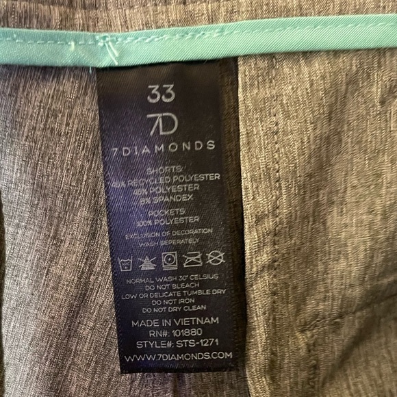 7 Diamonds Cloudbreak Hybrid Short Sz 33 NWT - Picture 5 of 8